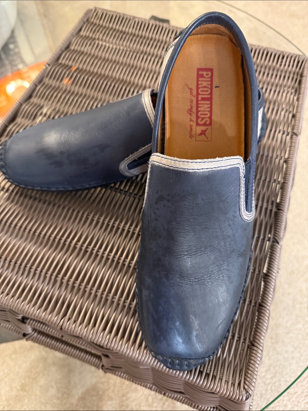 PIKOLINOS Men's Navy Leather Slip-On Loafers with White Trim